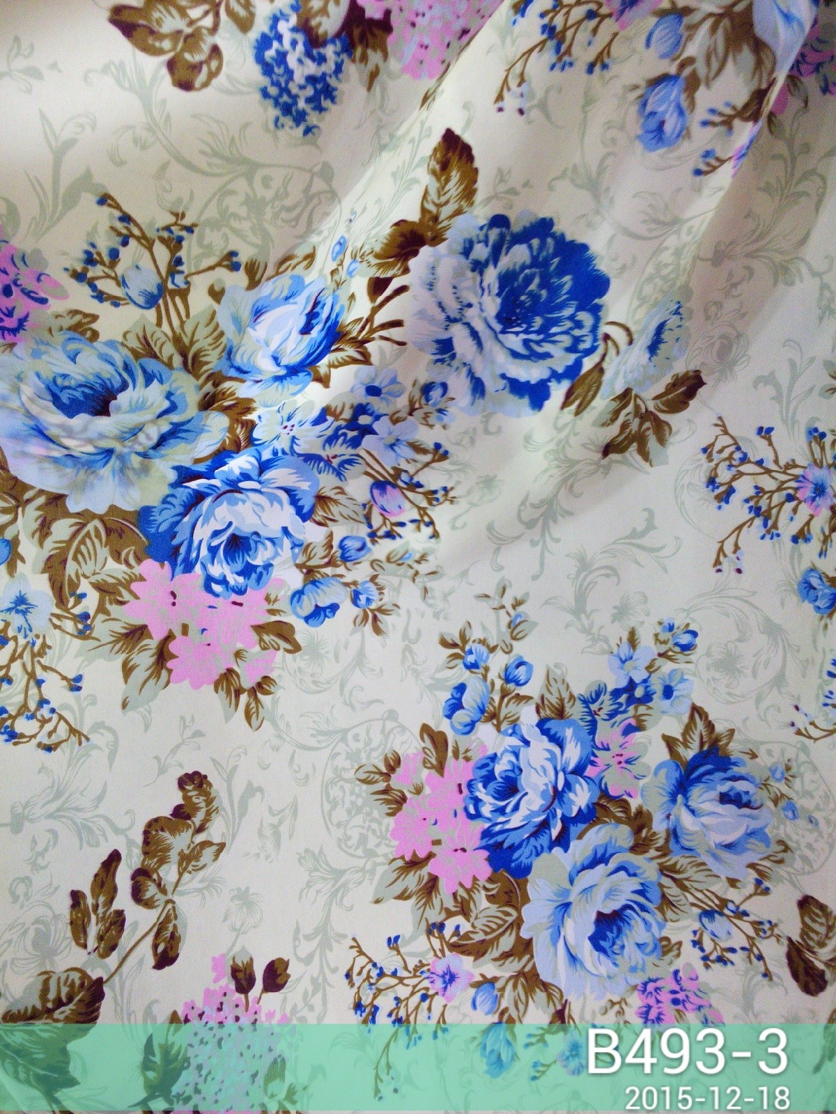 Wrinkle Resistant 40gsm Woven Printed Fabric With Floral Printed