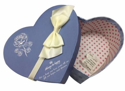 Free sample Luxury velvet drawer packaging perfume custom paper box with logo stamping golden,headband packaging box for