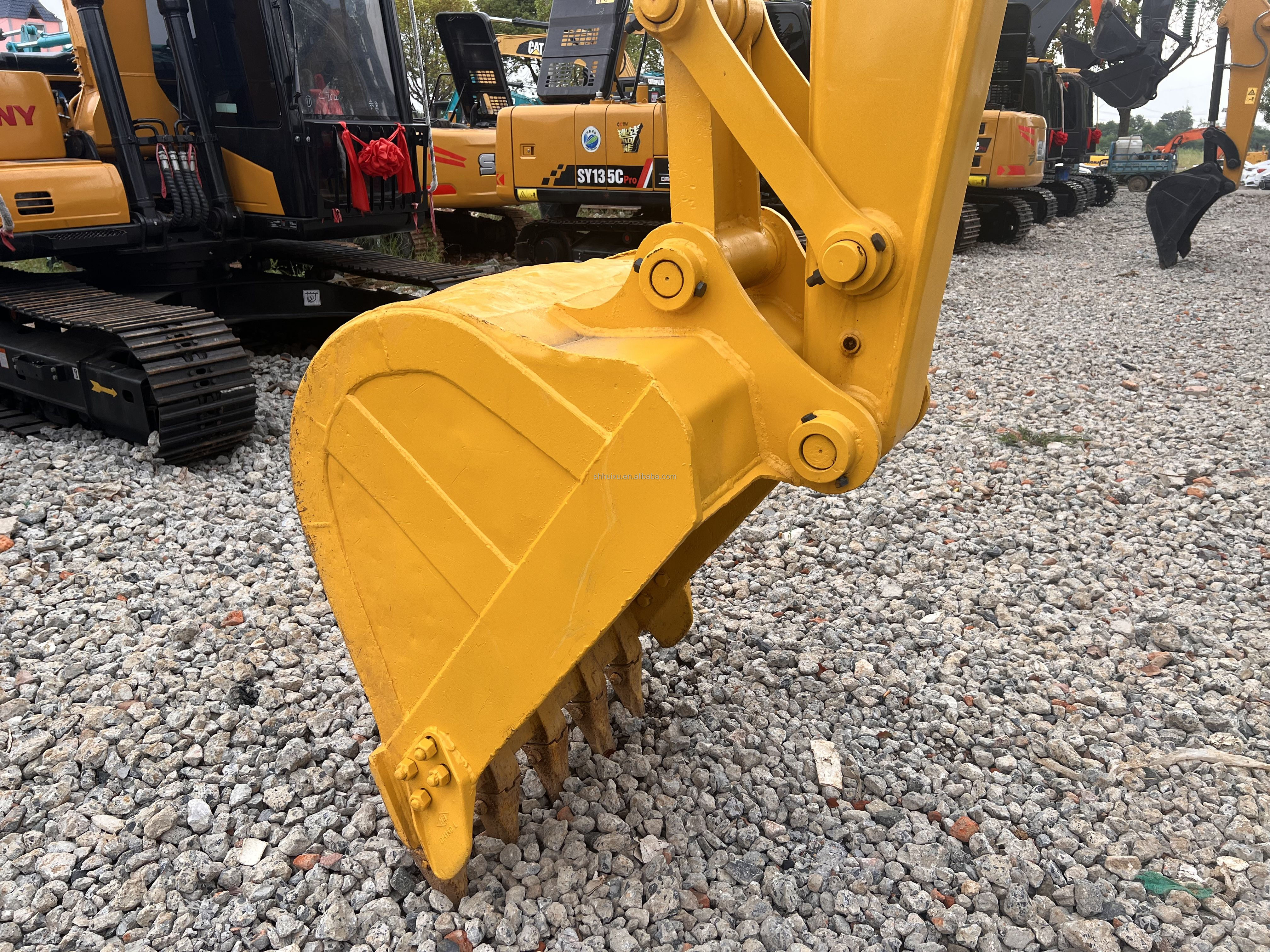 Used hydraulic crawler excavator Komatsu pc130 other construction machines secondhand excavator Komatsu pc130 cheap price