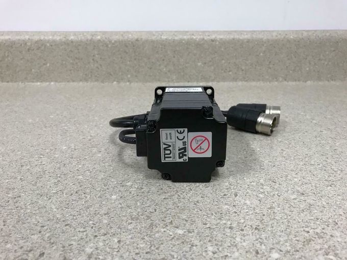 Sgmph-01b1e4cd Yaskawa Servo Drive 100v 100w  Original New 3 Working Days Delivery 1