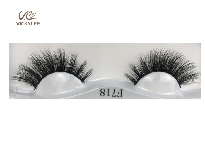 Fan Shaped OEM 18MM Hybrid Volume Eyelash Extensions