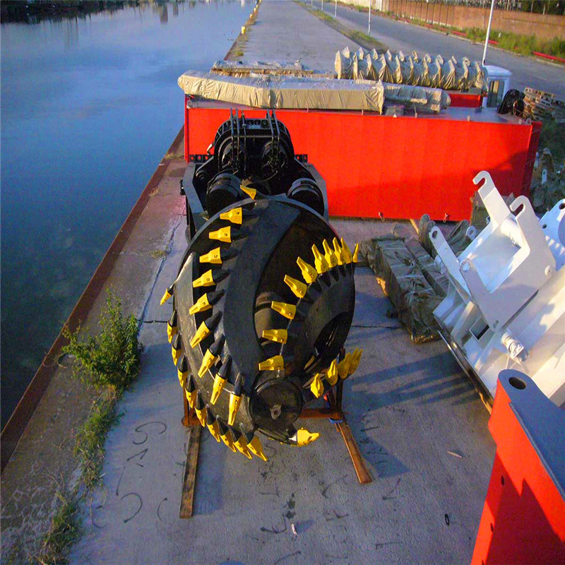 Cheaper China 22 Inch Cutter Suction Sand Dredger for River