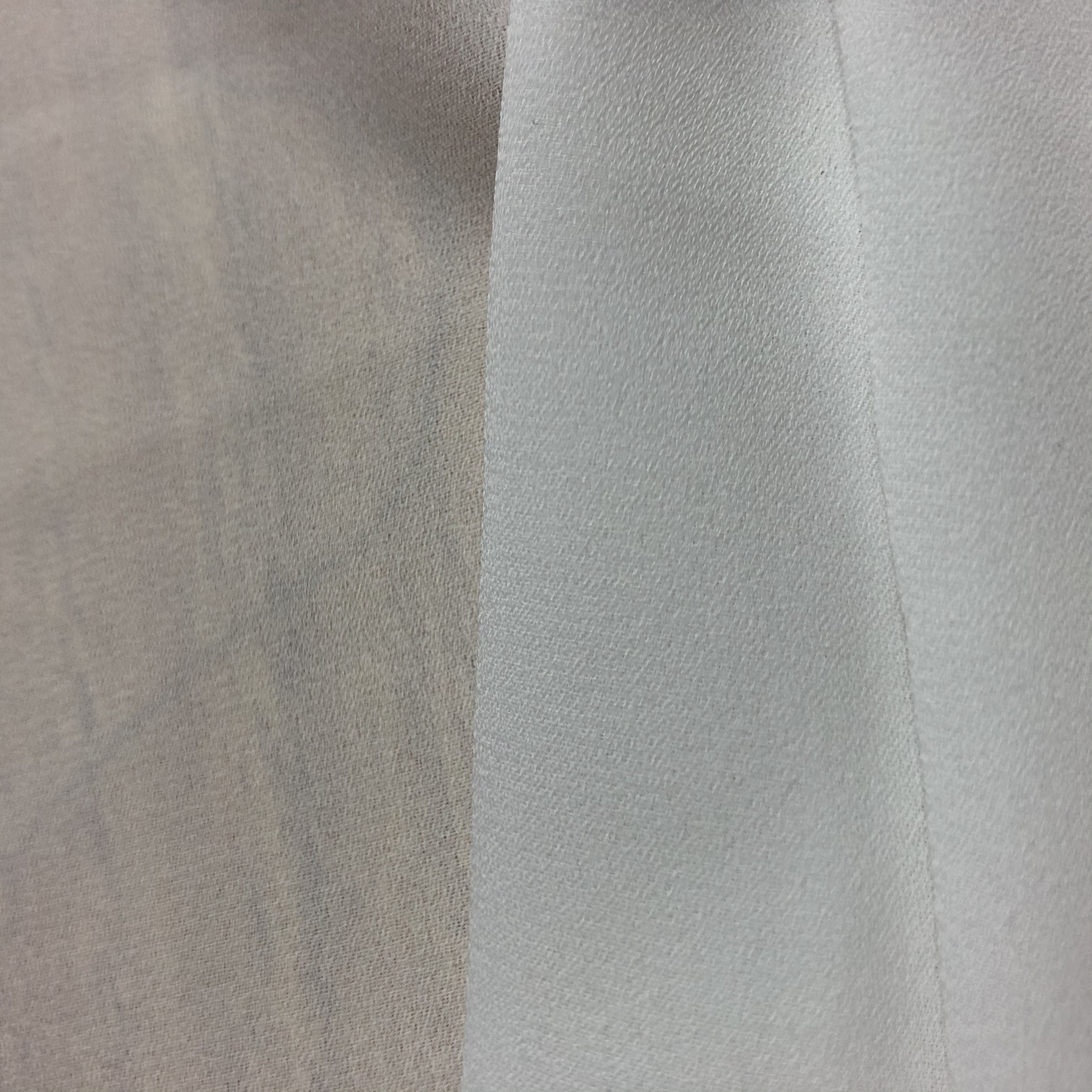 Soft And Stretchy 100% Polyester Chiffon Fabric For Fashion Designers