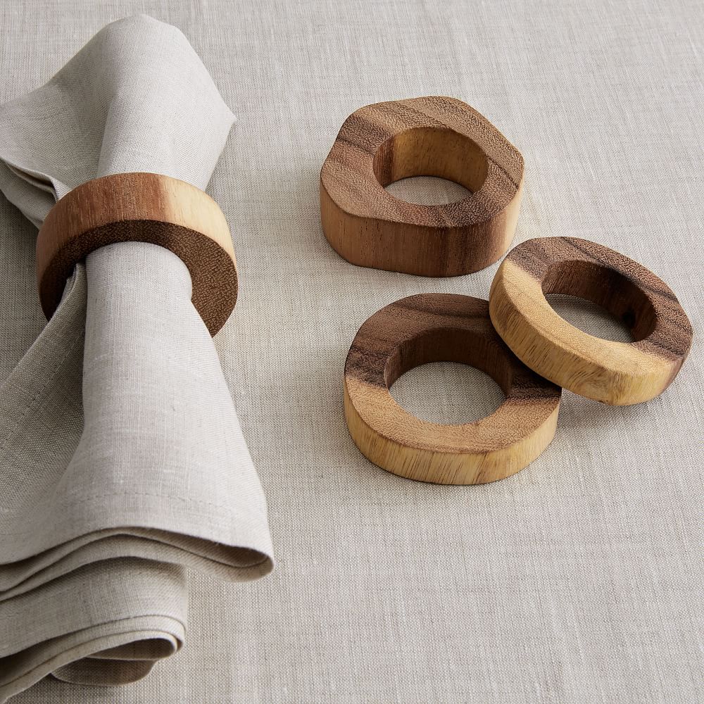 Vintage Wooden Slice Napkin Ring for Decoration or Wedding Acacia Napkin ring set of 4 pcs
