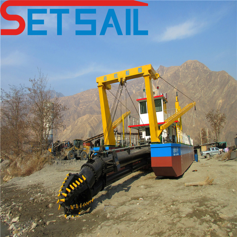 China in Stock Cutter Suction Dredger with Diesel Engine Power