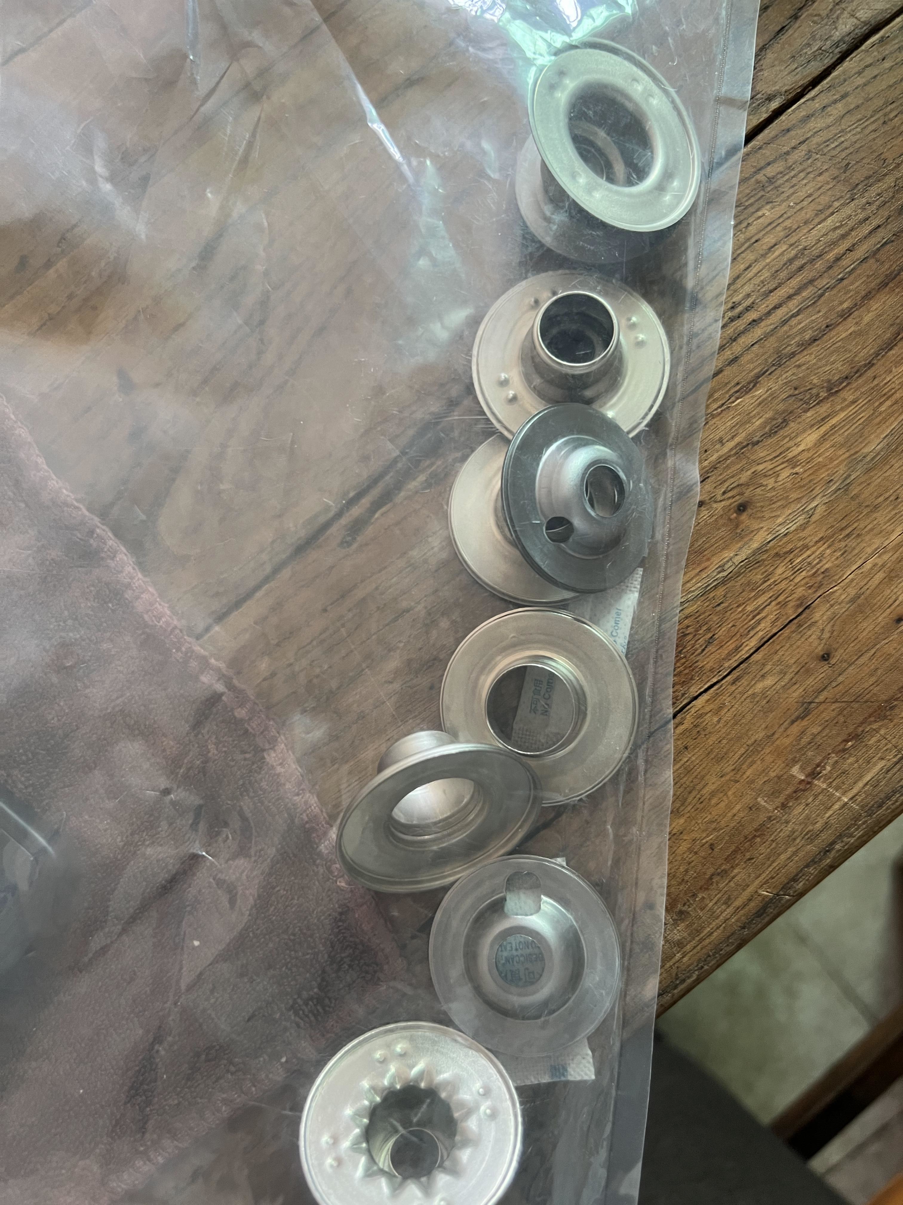 High-end shoebox bags air eye metal tent corns crimping sail ring specifications complete quantity is preferred