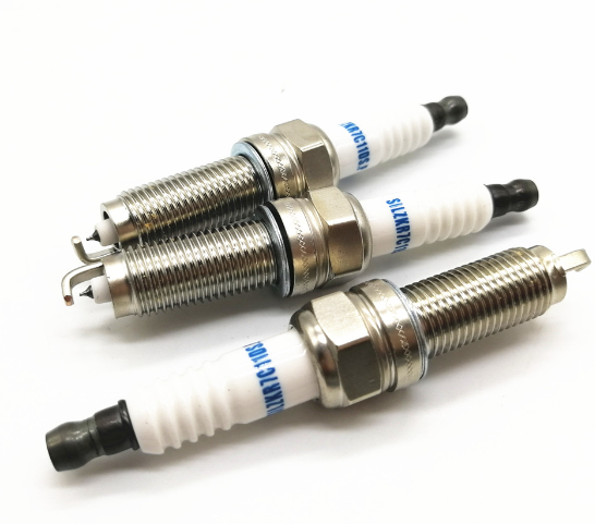 Free Shipping Spark Plug Laser Iridium Replaces Silzkr7c11ds  
