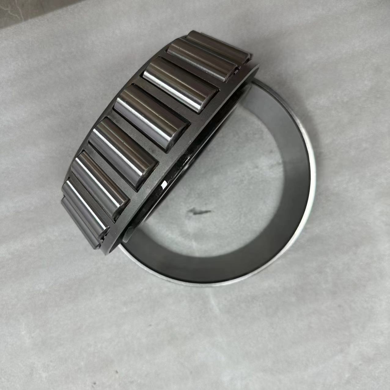 Cylindrical Roller Bearing 32222 for Shacman Car Fitment in Standard Size