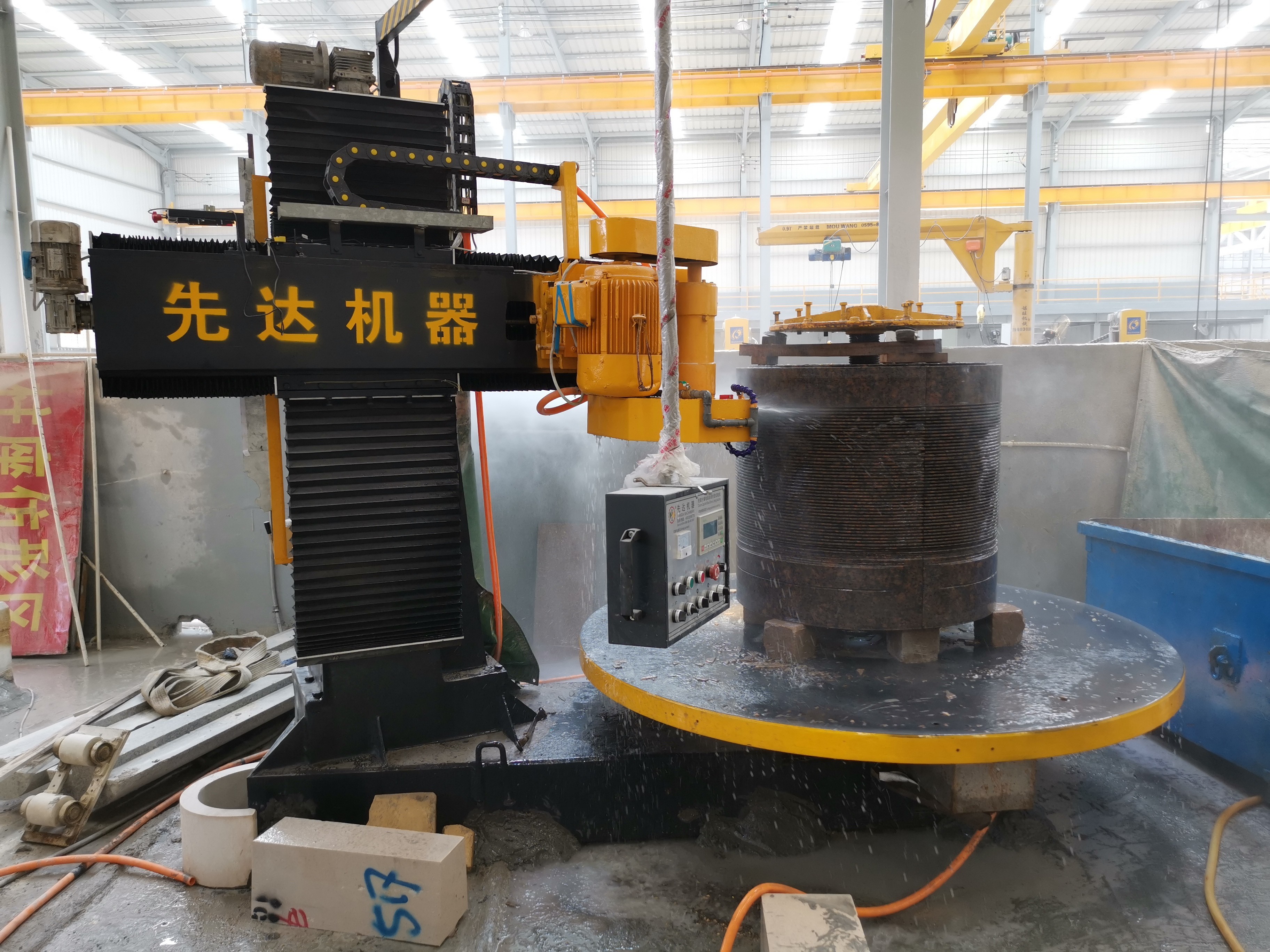 Precision Metal Column Profiling Machine With 12.5kw Power Force / Speed Low Noise Level