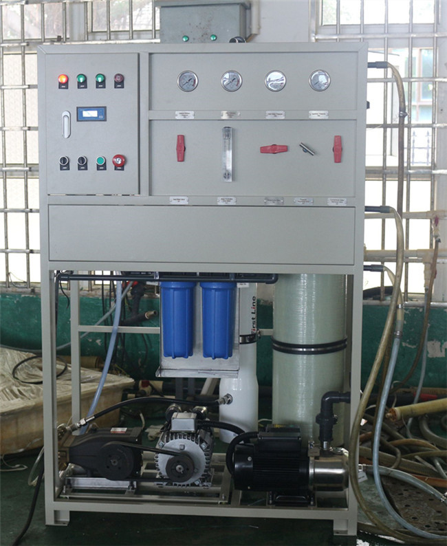 Weight 370kg 400kg Marine Small 7.5KW Seawater Treatment Equipment