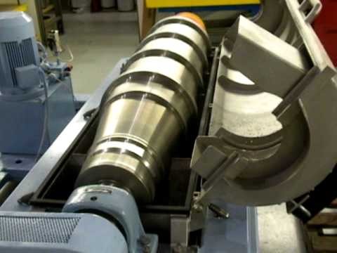 Professional stainless steel 2250RPM - 4000RPM Industrial oil and water Decanter Centrifuge