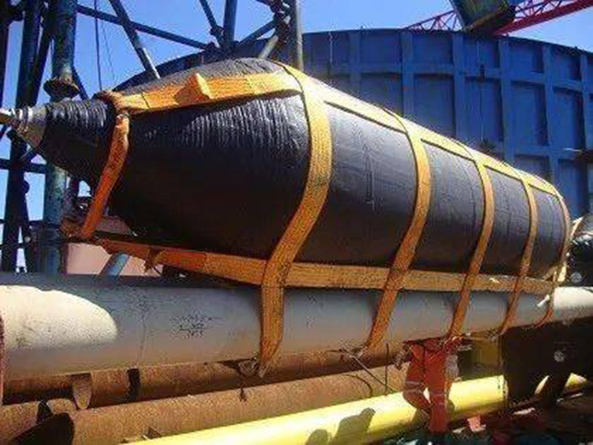 Black Marine Salvage Airbags / Inflatable Rubber Airbag For Rescue
