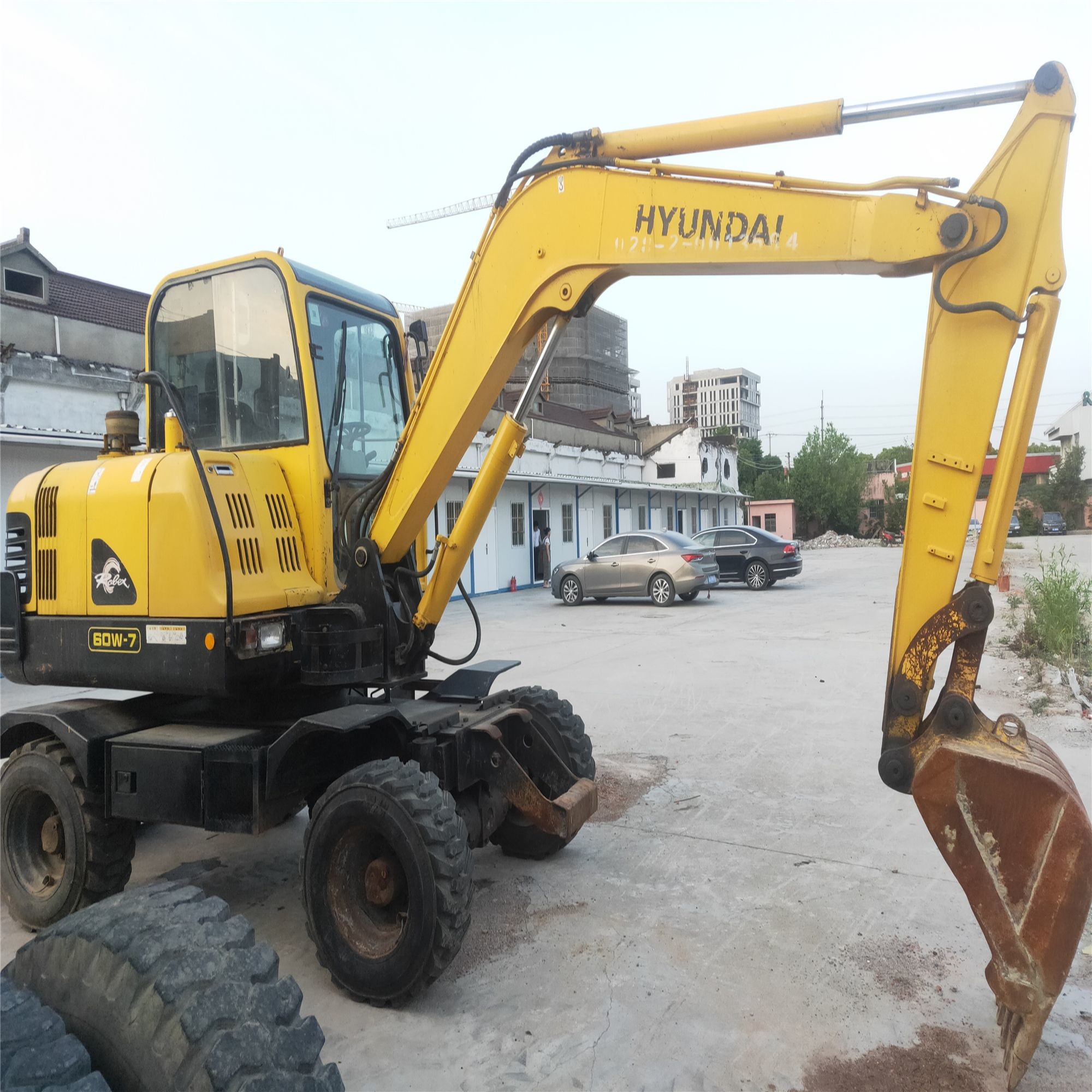 Used Hyundai Digger R60W Secondhand 6ton Wheel digging Excavator