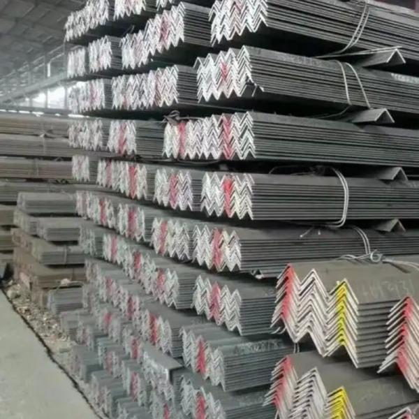GB 310S Unequal Stainless Steel Angle Beam 2B 63*63*6mm Natural Color Petrochemi