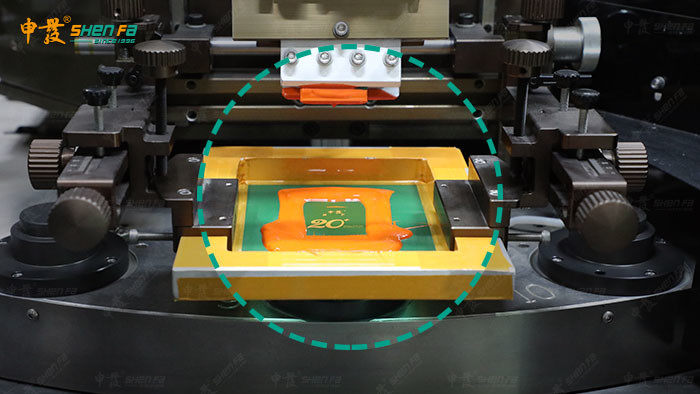 Plane Automatic Screen Printing Machine For Foundation Box 380V