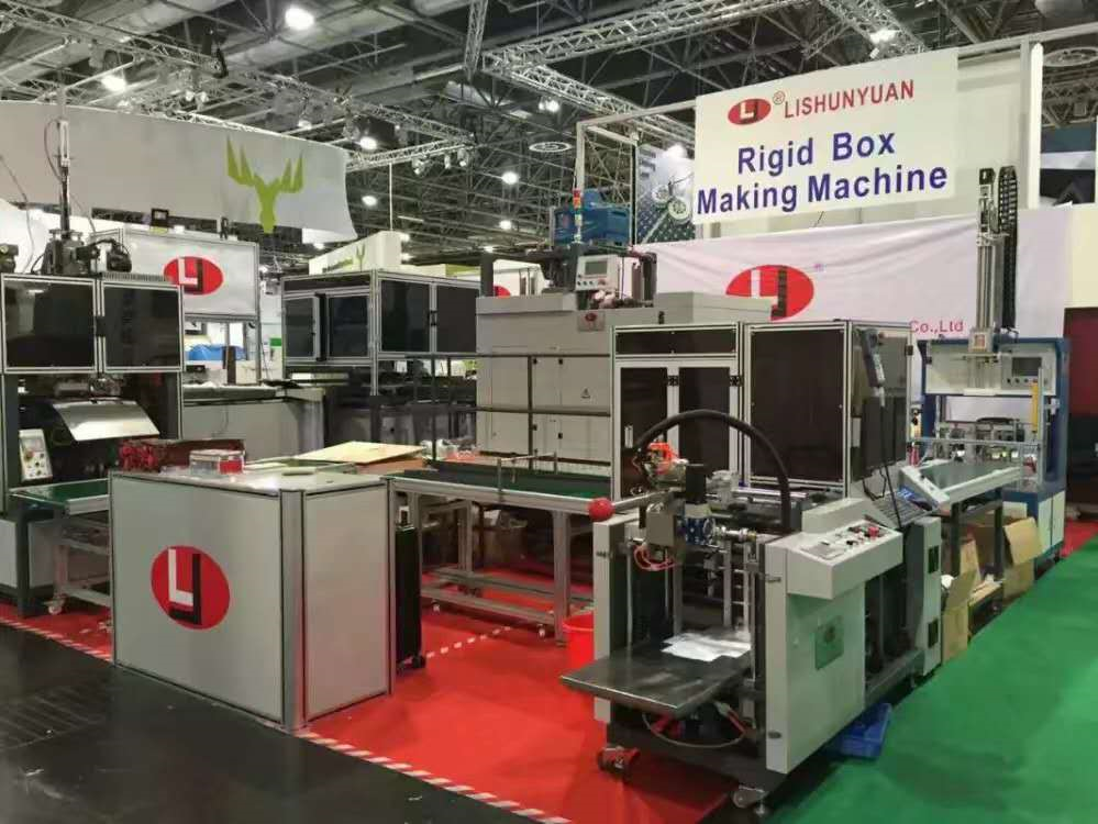 Visual Positioning Machine For Case Making Book Cover Box Lining Package Box Maker Mchine