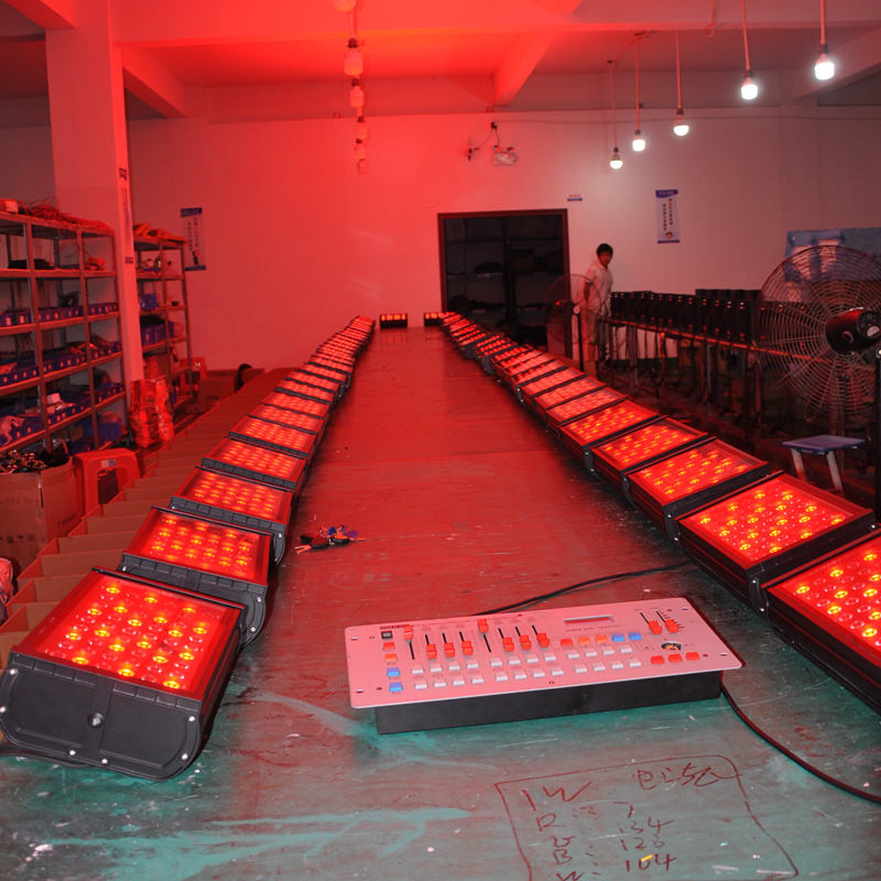 High Quality CE RoHs Listed 54x3W RGBW DMX LED Wall Washer Light Outdoor
