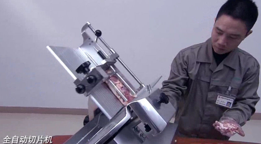Food Processing Equipments Counter Top Automatic Meat Slicer Stainless Steel Blade 330mm