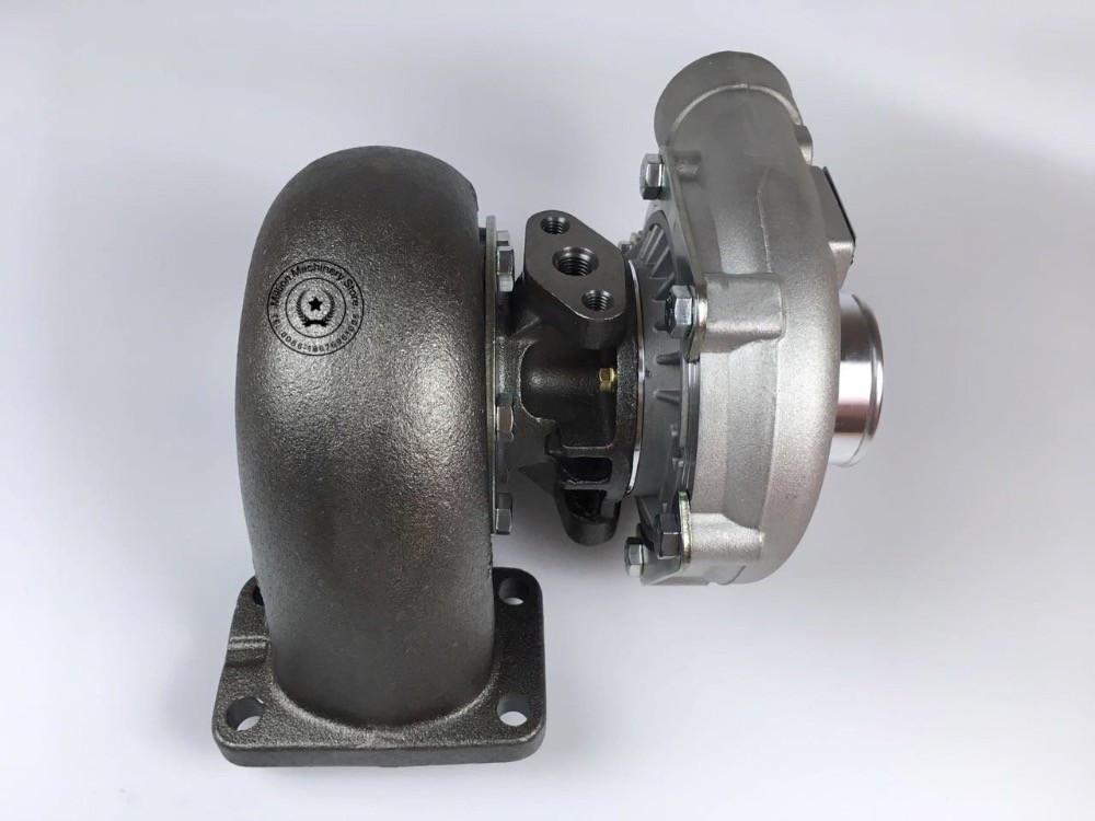 Komatsu PC200-6 Excavator Engine Parts Cummins 6D95 Small Head Supercharger