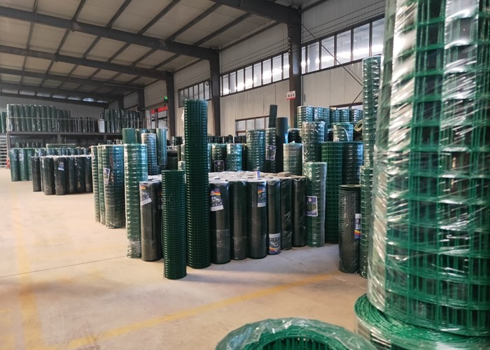 Green PVC Coated Welded Wire Mesh Fencing