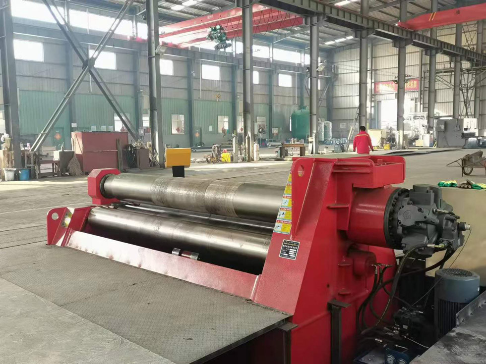 W12-20*2000 PLC Control CNC Hydraulic Bending Machine Carbon Steel 20mm 4 Roller