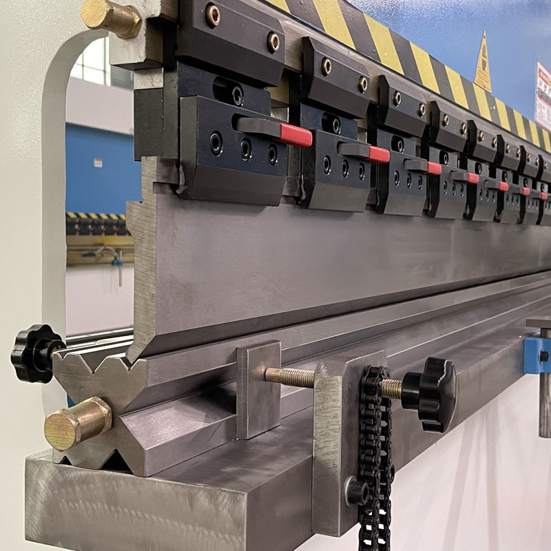 E21 System Torsion Bar Press Brake CNC 125t 3200mm
