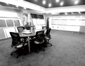  Magnetic Floor Manufactures