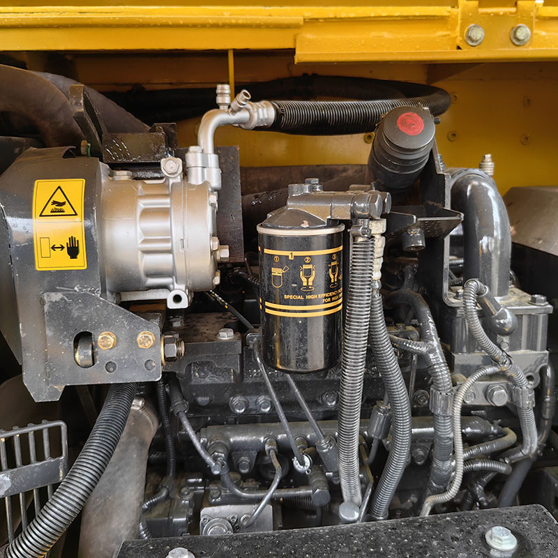 Original Used Mini Excavator Komatsu PC70-8 Used Hydraulic Excavator 48.5KW Rated Power