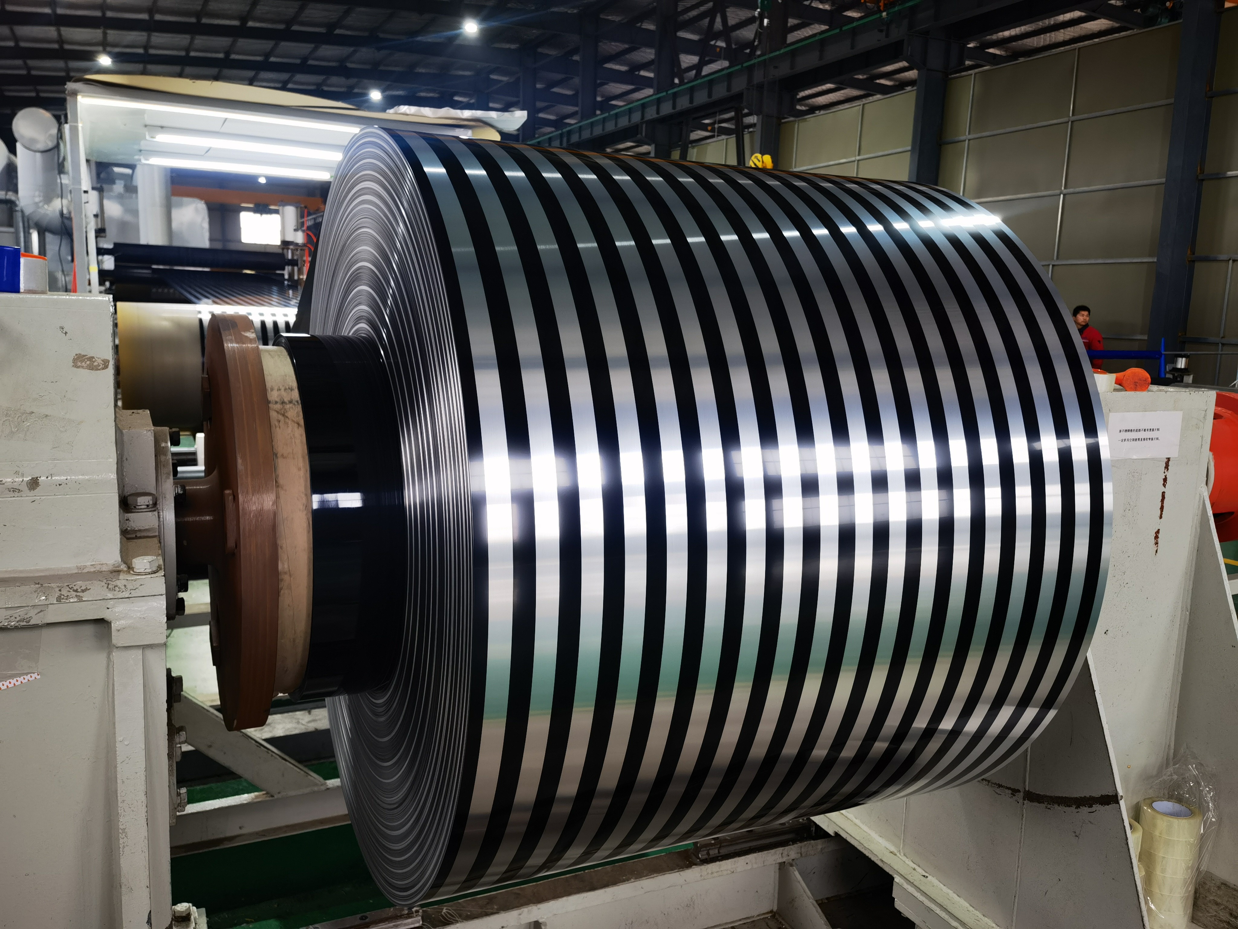PVDF Prepainted Aluminium Coil for Roofing and Wall Construction Material