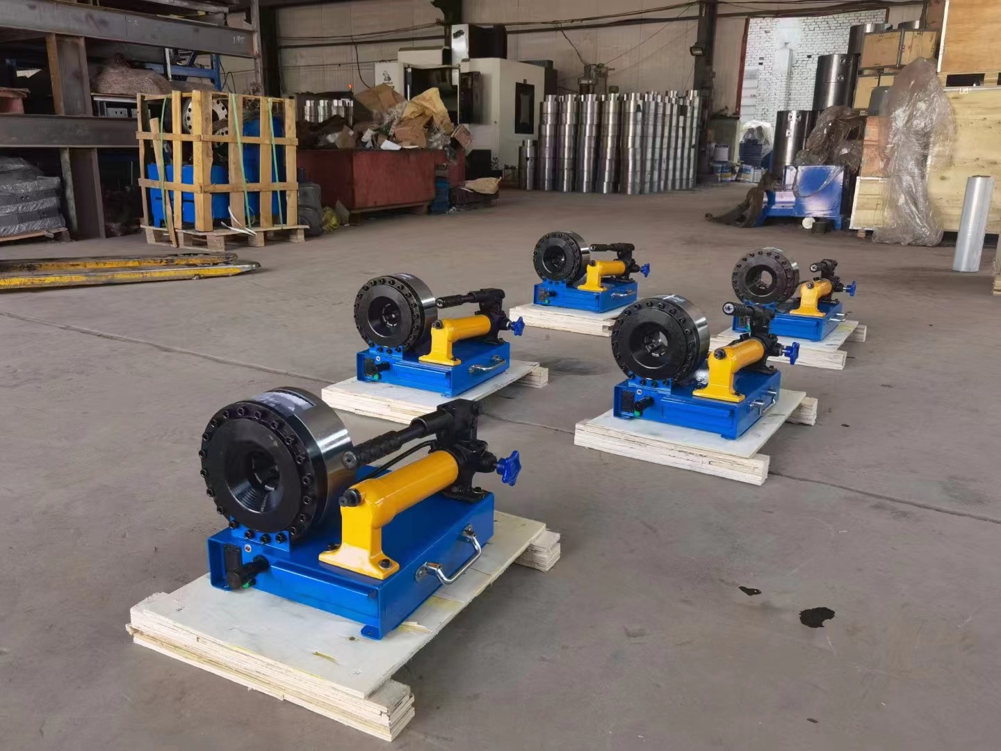 Manual Hydraulic Hose Crimping Machine With 70Mpa Max Pressure