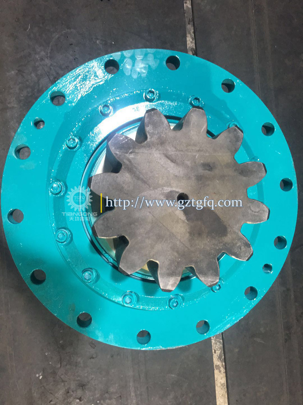 SK330-6 SK320-6 Slewing Gearbox Excavator Swing Gear Reducer