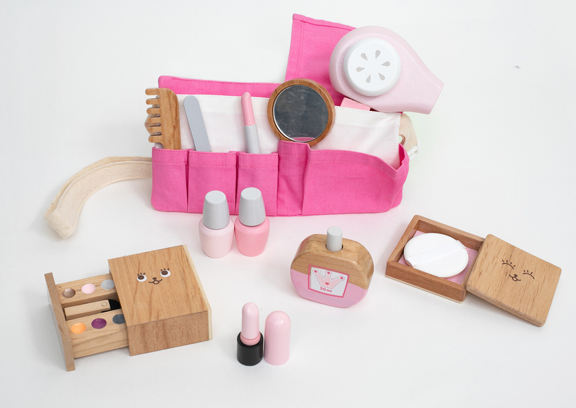ISO9001 Childrens Portable Montessori Wooden Cosmetic Toy Set