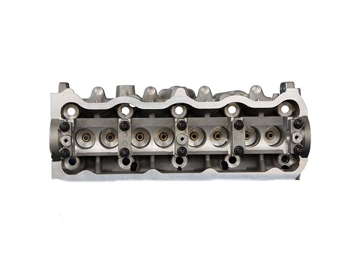 VW AGR Car Engine Cylinder Head Diesel Engine Parts 038103351 Standard Size