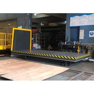 Hydraulic Scissor Loading Dock Lifts 2000*4000MM Platform Which Installed In