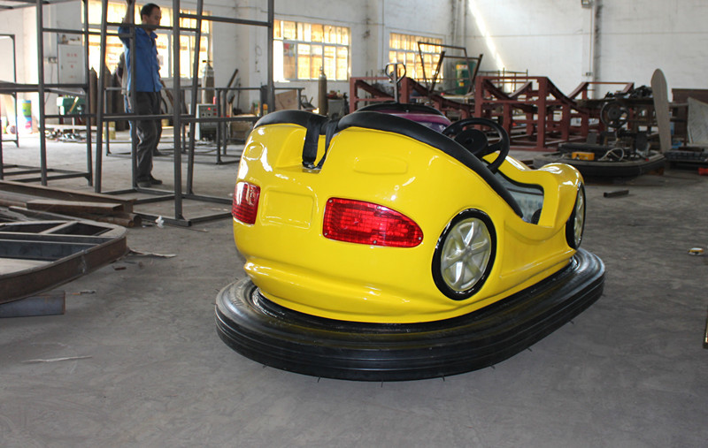 Stable Battery Bumper Cars Shockproof Steering Wheel High Grade Paint