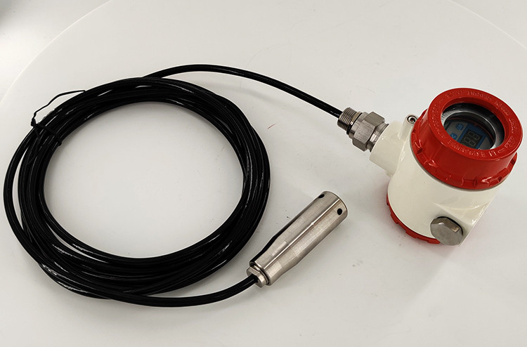 Hart Output 2m Oil Tank Truck 4-20mA Level Transmitter Sensor