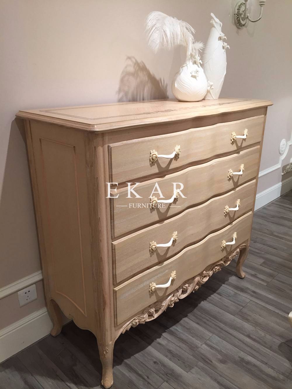 Villa High Cabinet Luxury Bedroom Furniture Dubai Chest Drawer