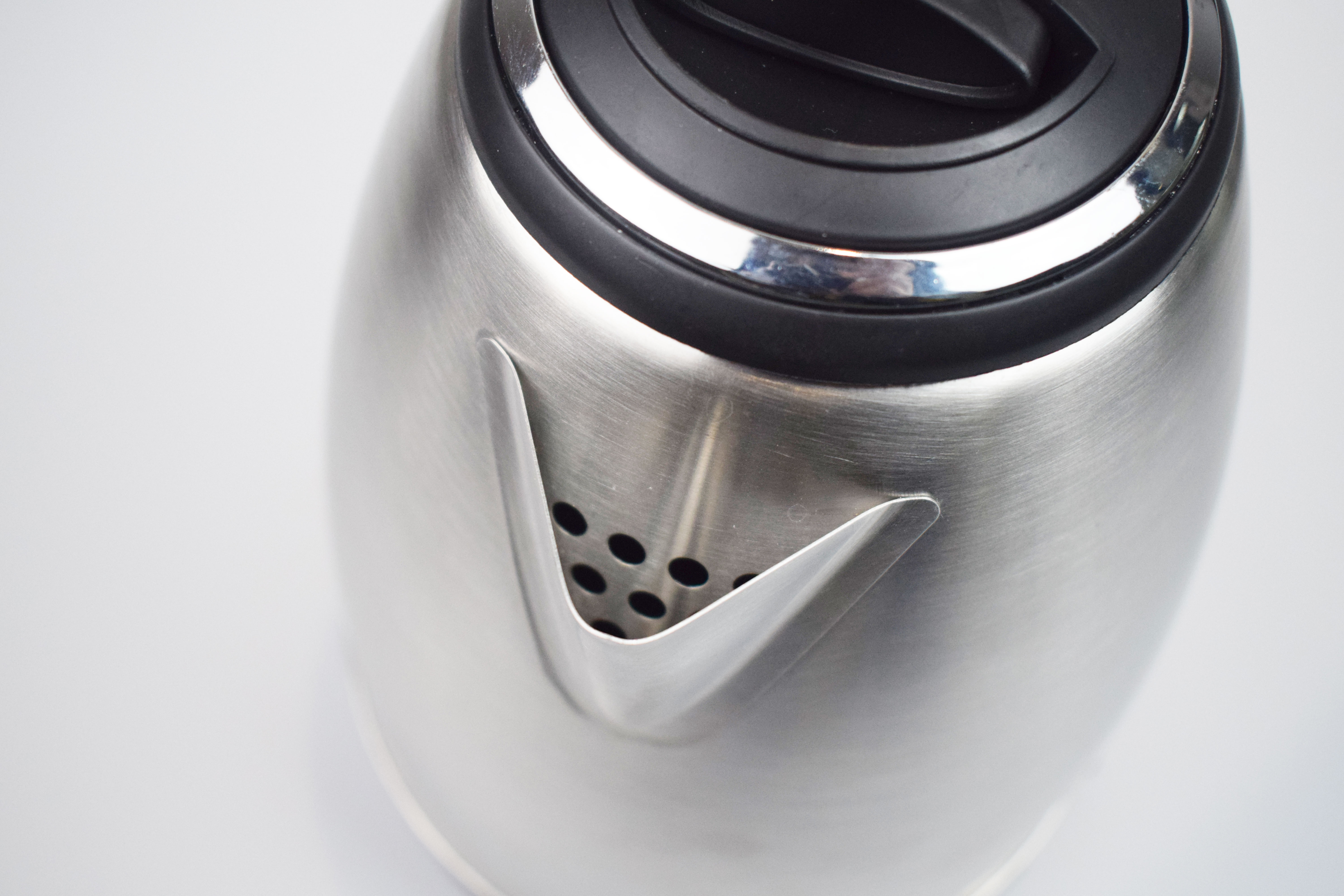 Fashion Design Cordless Stainless Steel Electric Kettle 1500W High Thermal Efficiency