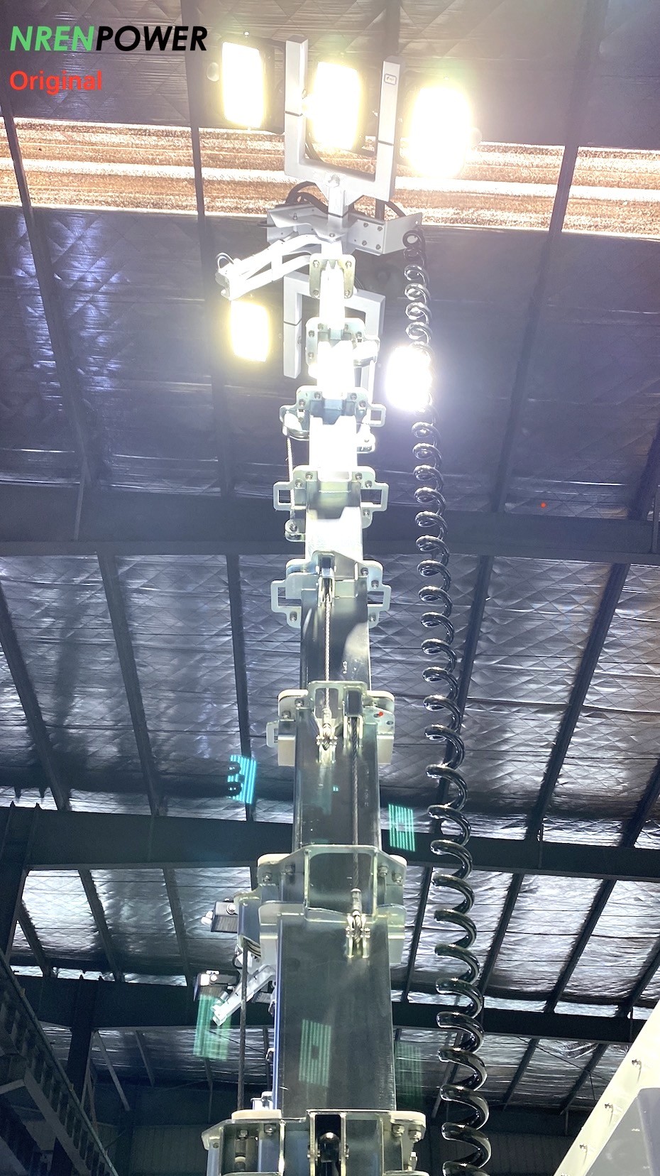 mobile solar tower light 4 solar panels 9m hydraulic telescopic mast mobile light tower