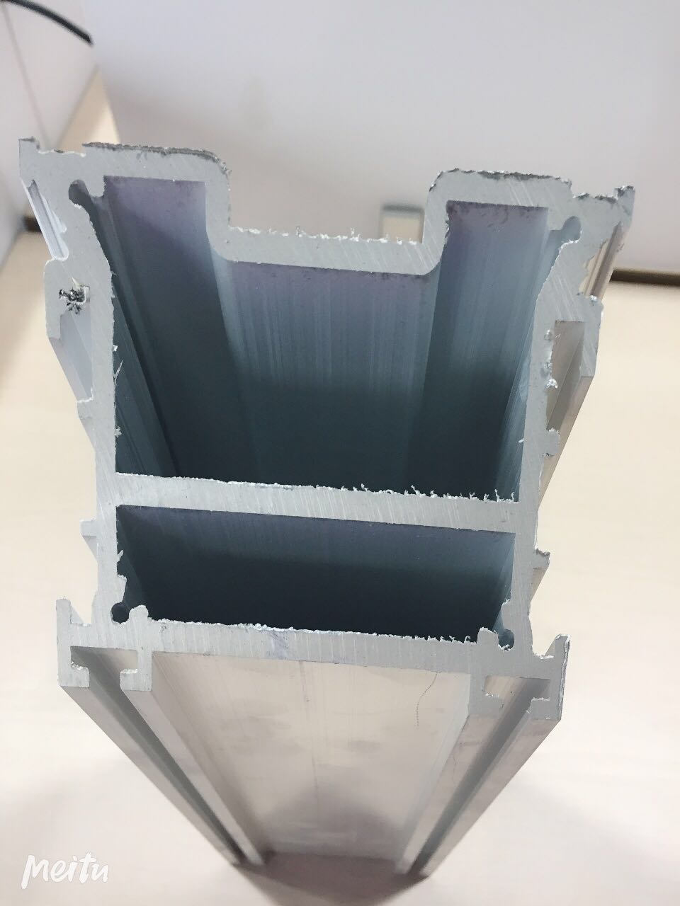 Customized 6061/6063 Extrusion T Slot Aluminum Profiles Attractive Looking