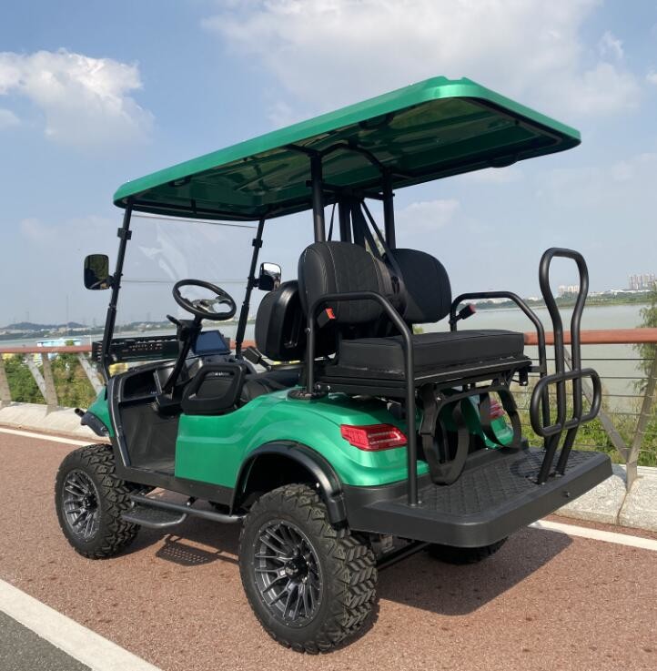 4 Wheel Disc Brake Electric Lifted Golf Cart 10 Inch TFT IP66 Display Off Road Wheel Hunting