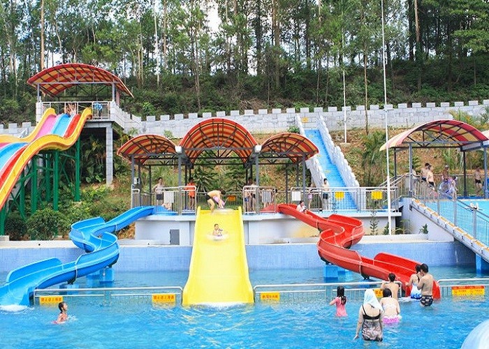 2000sq.M Rainbow Outdoor Spiral Tube Water Slide
