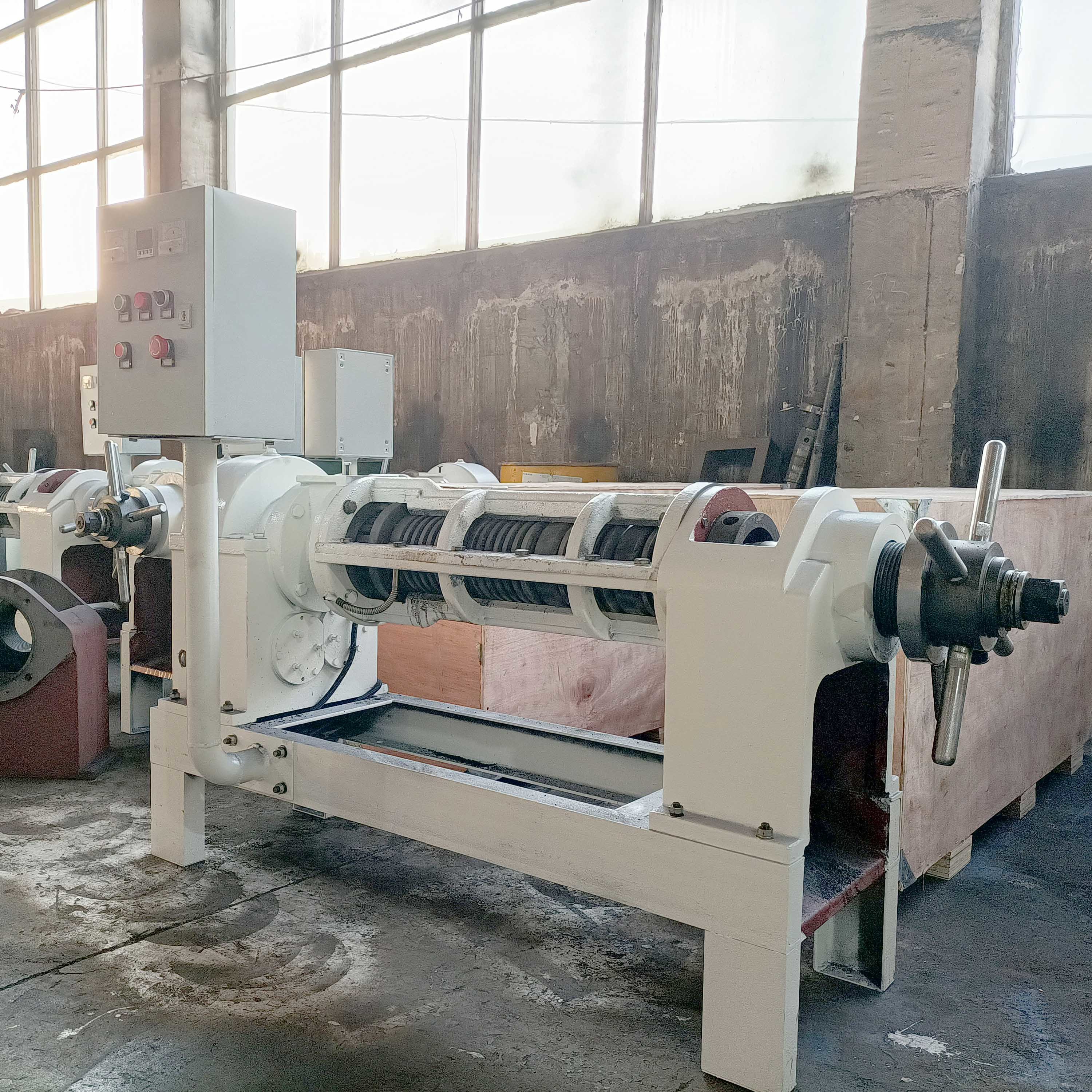 Simple Structure Vegetable Oil Press Machine Temperature Controlling