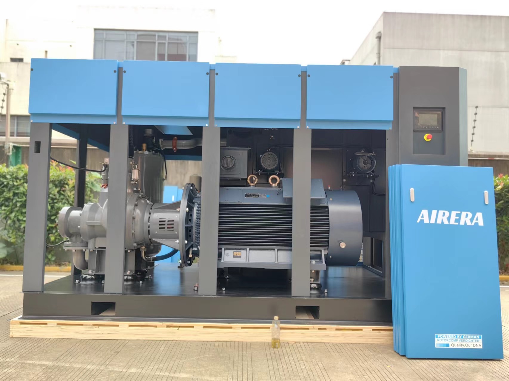 Power 7.5 KW To 355 KW Rotary Screw Air Compressor PLC Control System Air Cooled Cooling Method