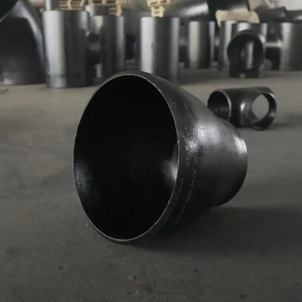 Carbon Steel Reducers Butt Welded Pipe Fittings Concentric Reducer With Black