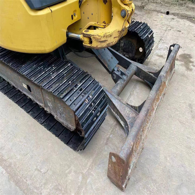 Ready for work and experienced used Japan komatsu pc 40 in a good condition on sale