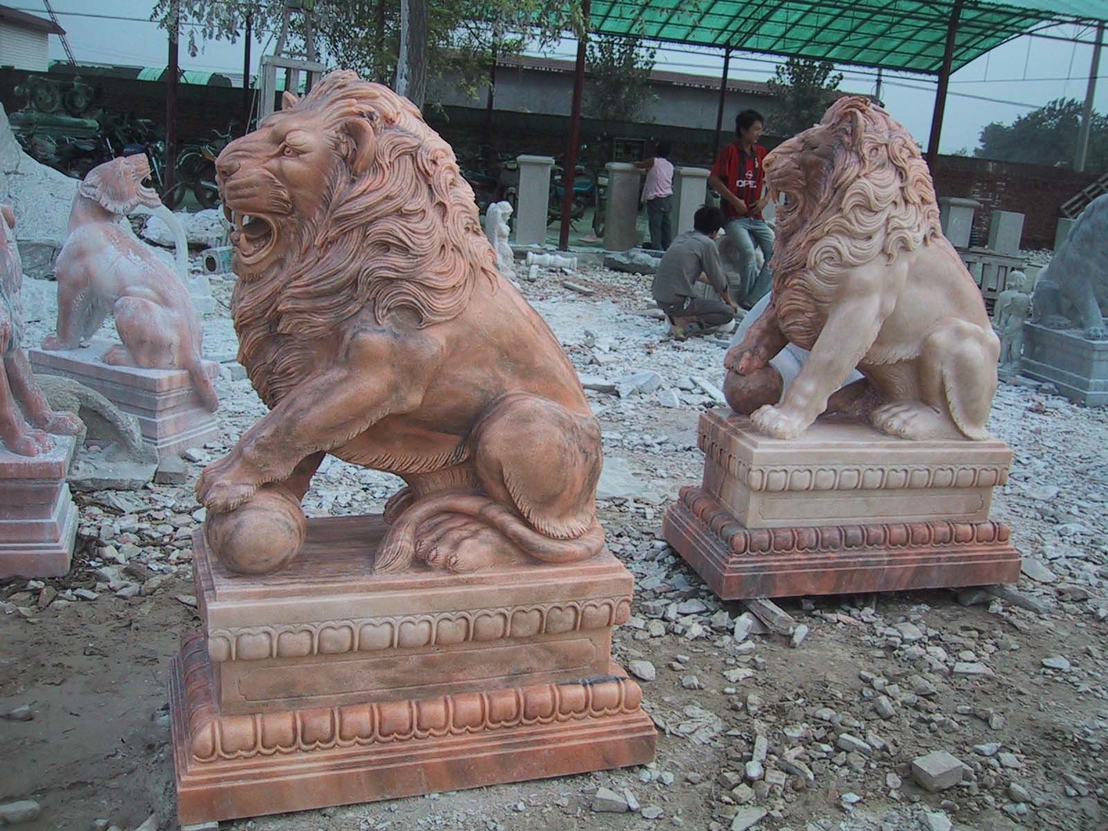 1.8m Travertine Large Lion Garden Ornament Stone Carving Sculpture