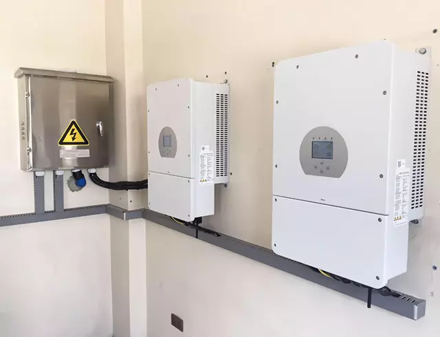 Deye Hybrid inverter SUN-8K-SG04LP3-EU/AU 8000W 8KW with wifi Three Phase 2 Mppt deye solar inverter
