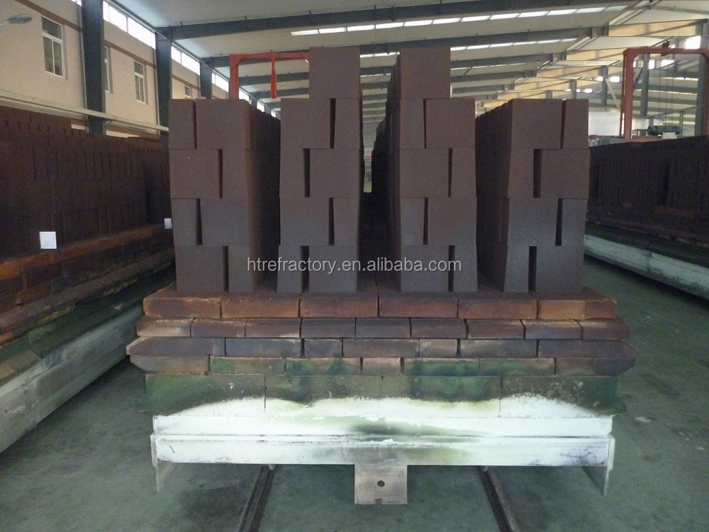 RH Furnace Magnesia Chrome Refractory Bricks with 12% CrO Content and 0.3-15% SiO2 Content