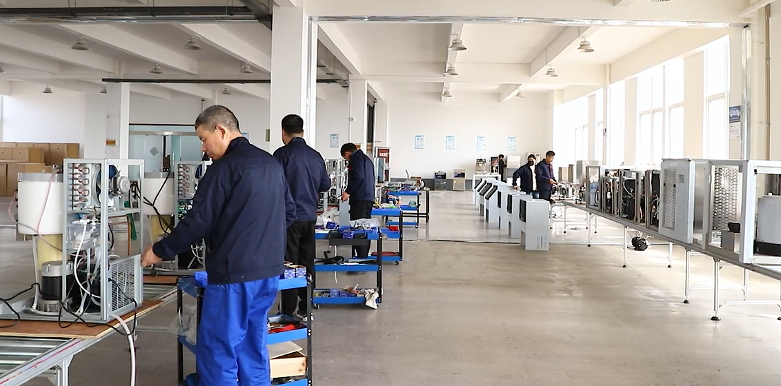 300Kg Daily Fashion Professional Commercial Ice Machine for Snow Ice and Voltage 220V